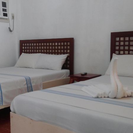 Villa Criselda Resort Balabag  Екстер'єр фото