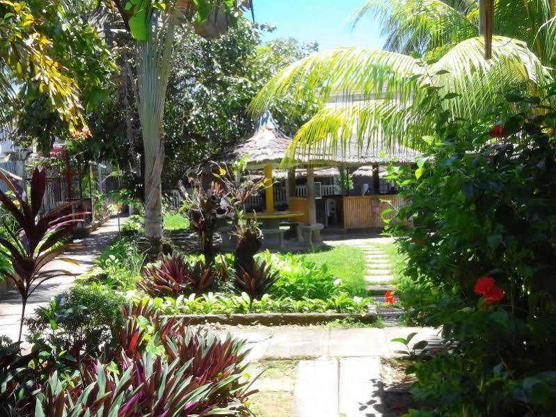 Villa Criselda Resort Balabag  Екстер'єр фото